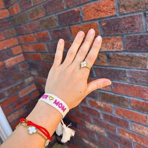 SUPER MOM EMBROIDERY BRACELET - Picture 6 of 7